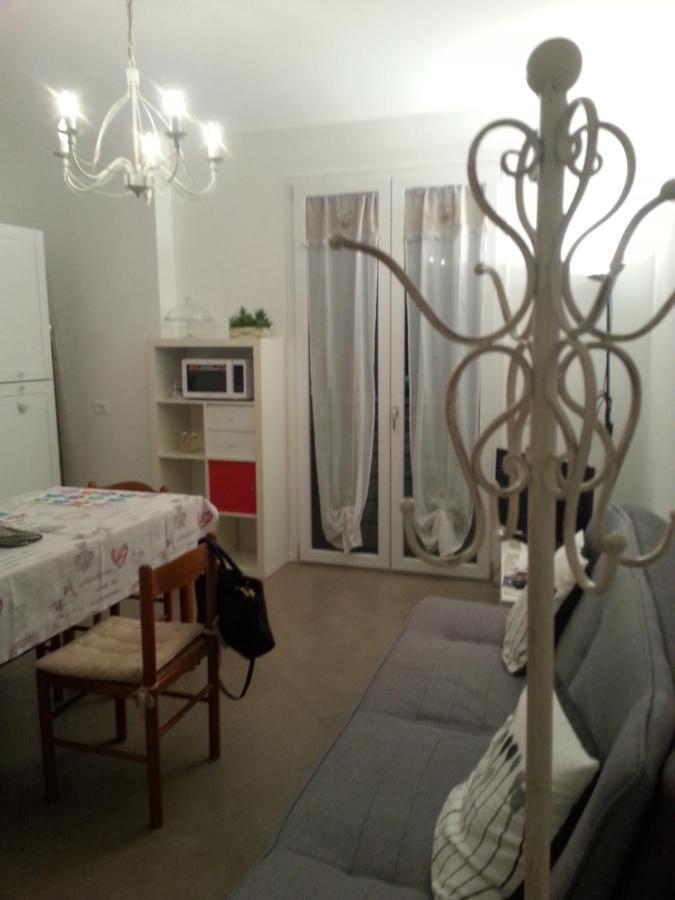 Nuovo Bilocale In Via Lagomaggio, 31 リミニ エクステリア 写真